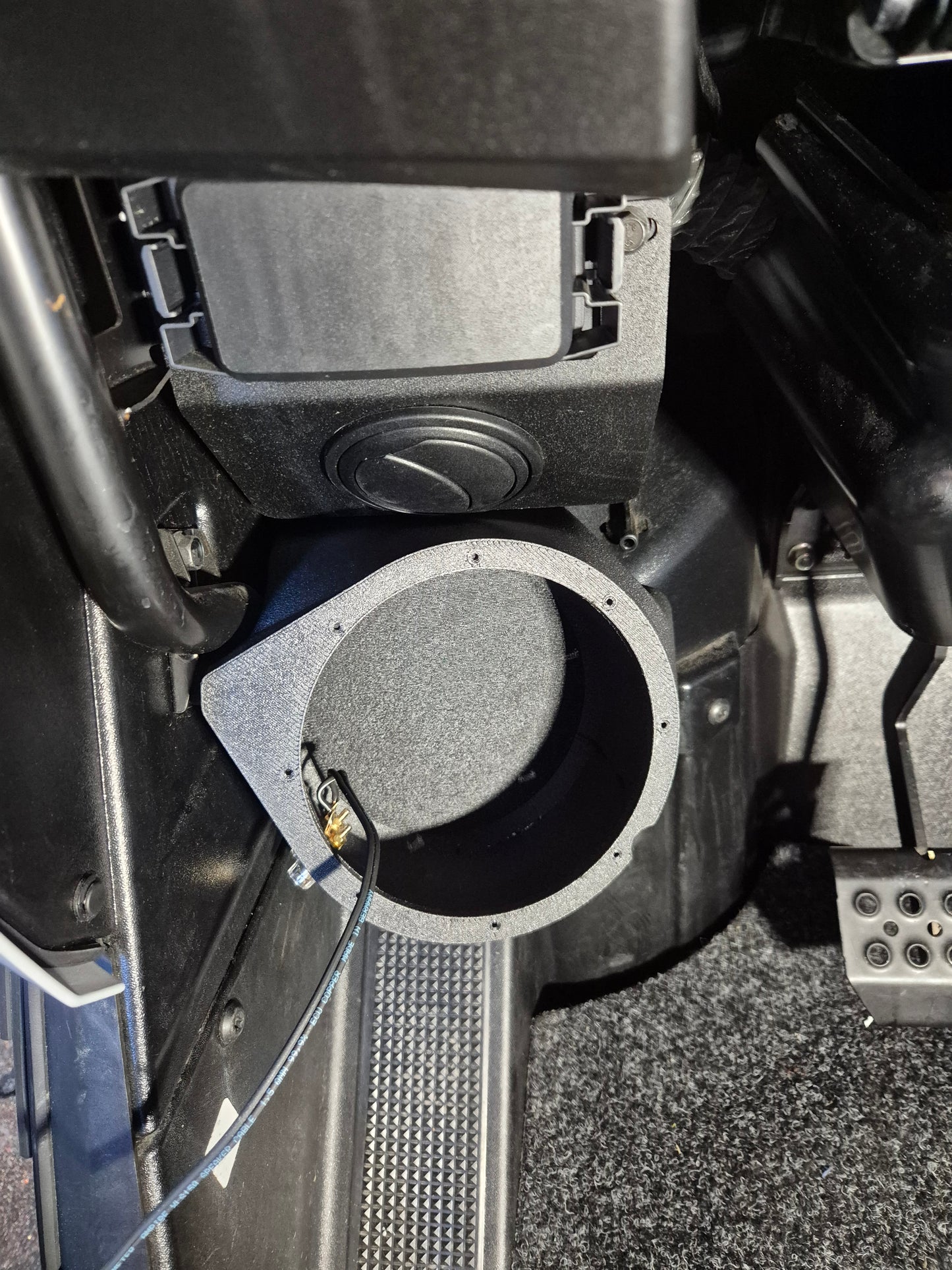 RZR Front Speaker Enclosures – 5.25”