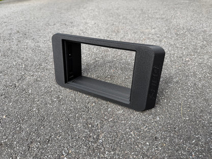Traxter HD11 2-DIN Stereo Housing