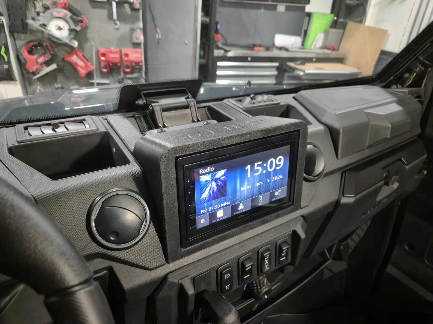 Ranger Stereo Housing – 2-DIN