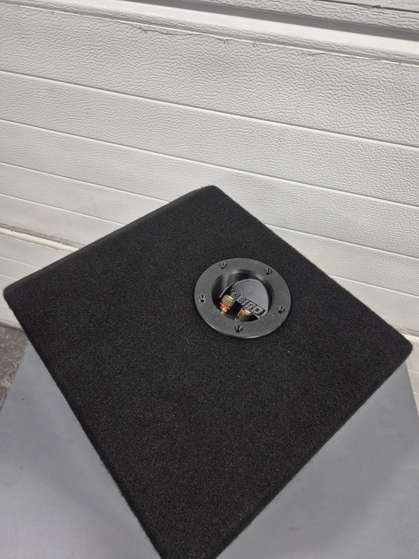 Subwoofer Enclosure Terminal